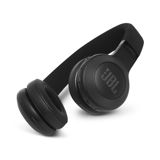 JBL E45BT Wireless on ear headphones