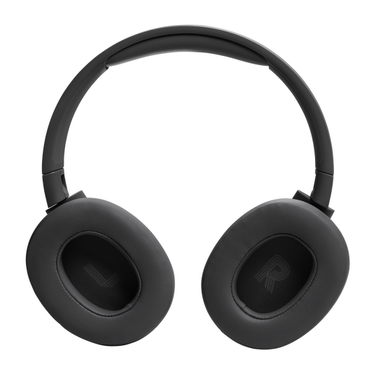 JBL Tune 720BT - Black - Wireless over-ear headphones - Detailshot 2