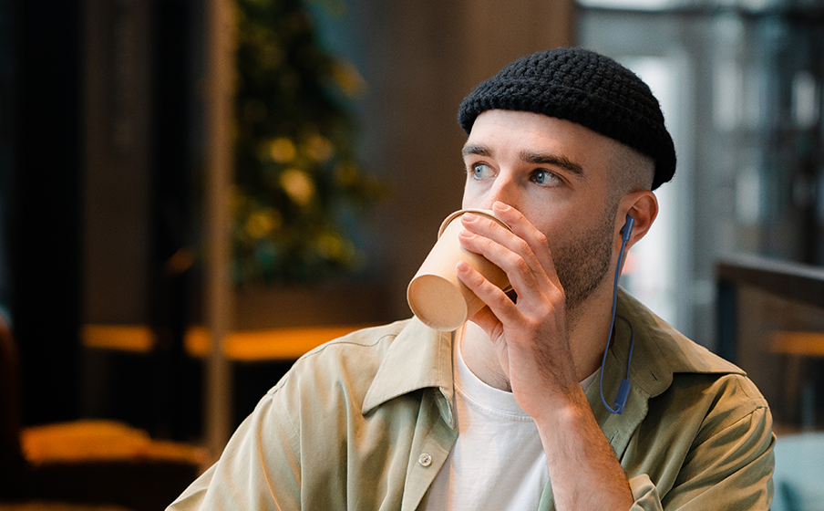 Up to 25-hour battery life with speed charge