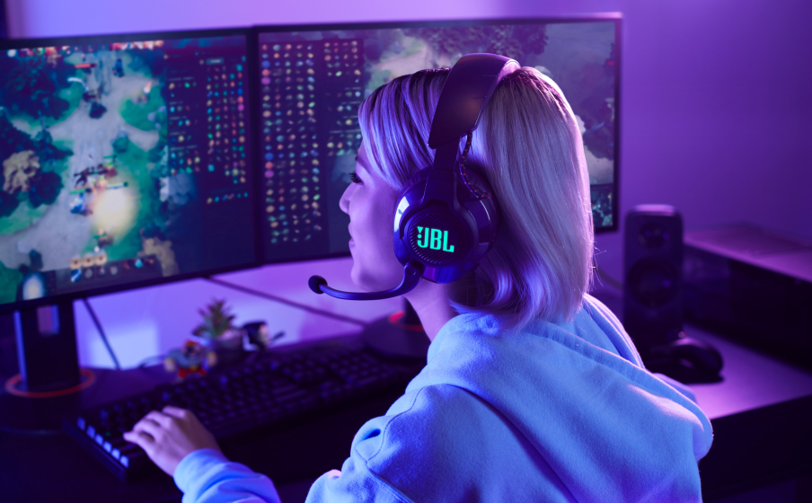 JBL Quantum 600 | Surround Sound Wireless Gaming Headset | SG