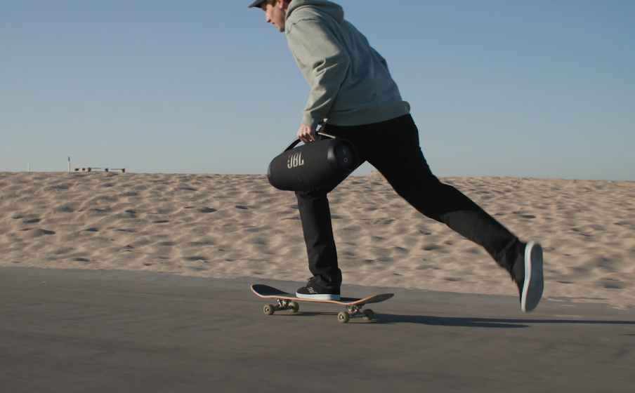 Portability with 24 hours of battery life